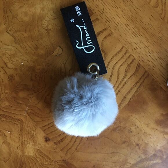Gray Ferand POM POM with Key Ring! - Picture 2 of 3
